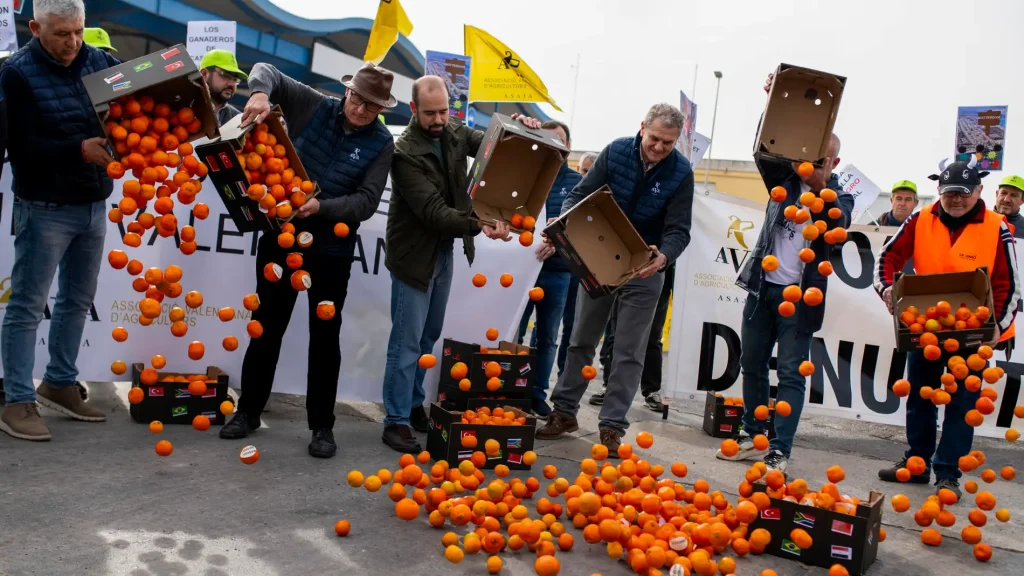 Protestas de agricultores en el Puerto de Castellón