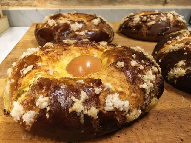Mona de Pascua